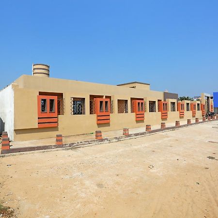 Hotel On Call Puri Laxmi Beach Resort Εξωτερικό φωτογραφία