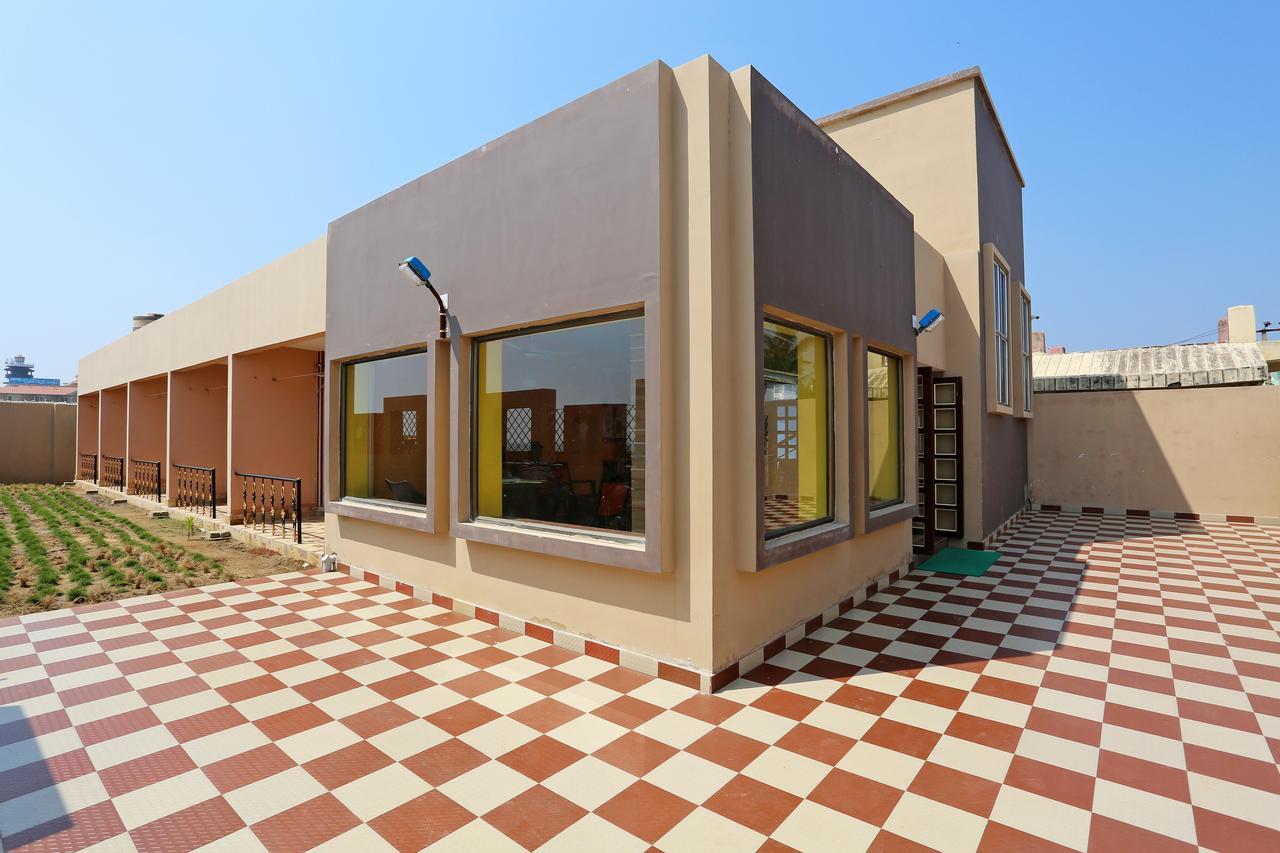 Hotel On Call Puri Laxmi Beach Resort Εξωτερικό φωτογραφία
